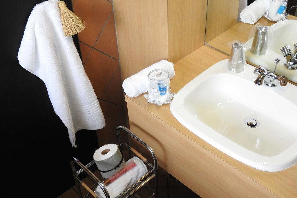 Willow Place Guest House Midrand Zewnętrze zdjęcie